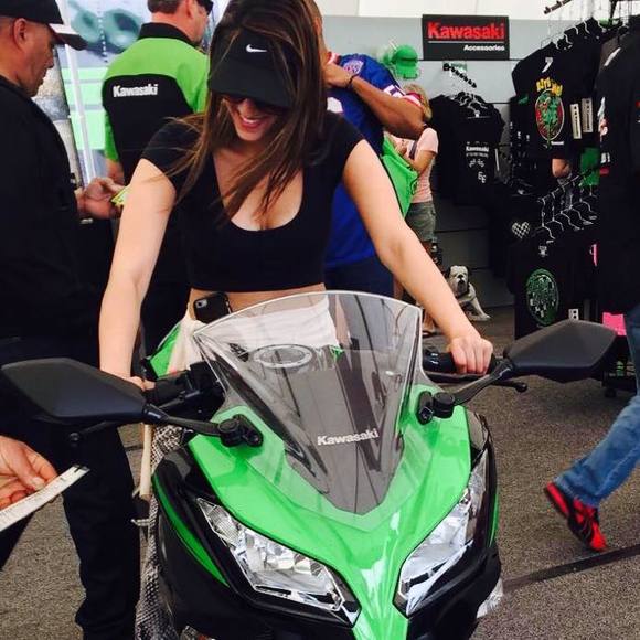 Meet your Posher, Ruth - Picture 1 of 1